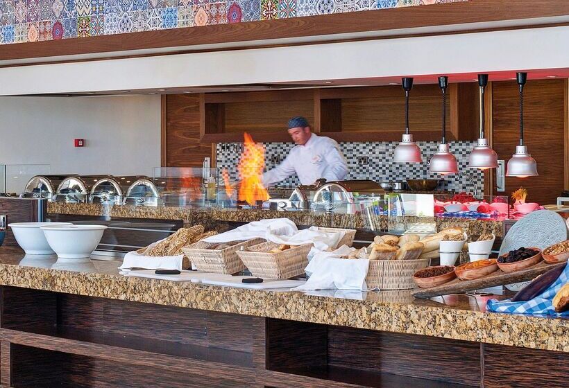 هتل Olympic Lagoon Resort Paphos