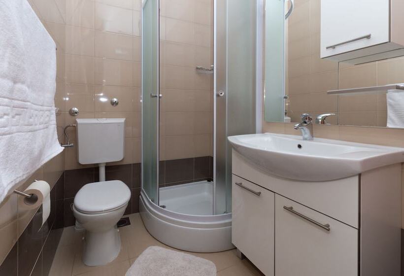 호텔 Pansion Epetium