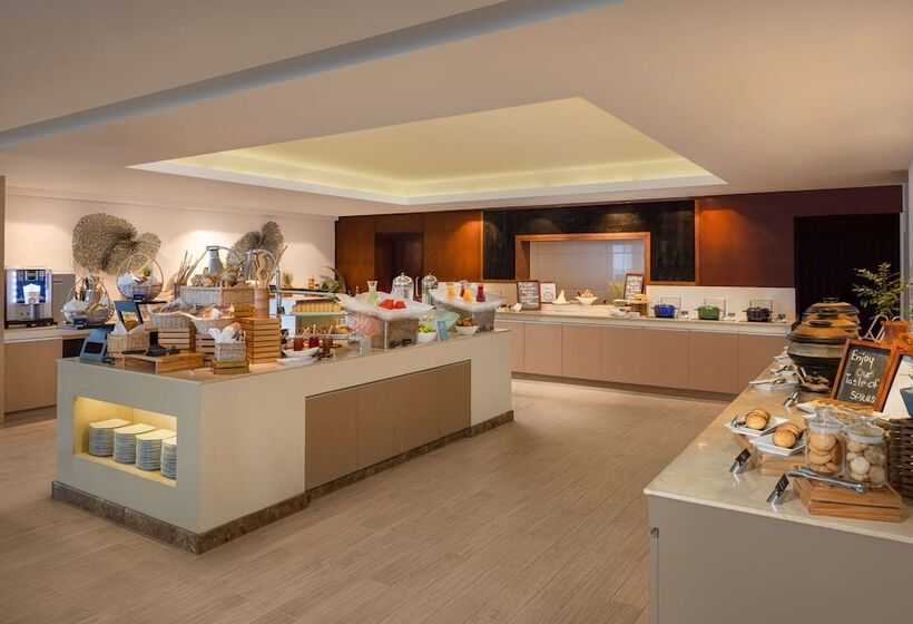 Radisson Hotel Colombo