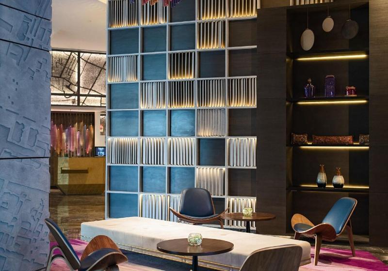 호텔 Renaissance Ahmedabad