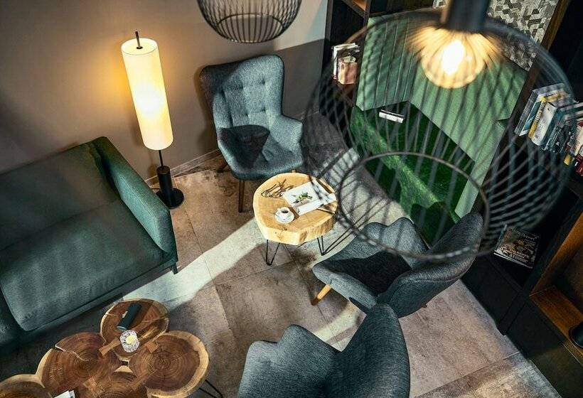 هتل Robinson Landskron