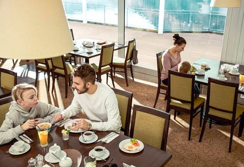 هتل Robinson Landskron