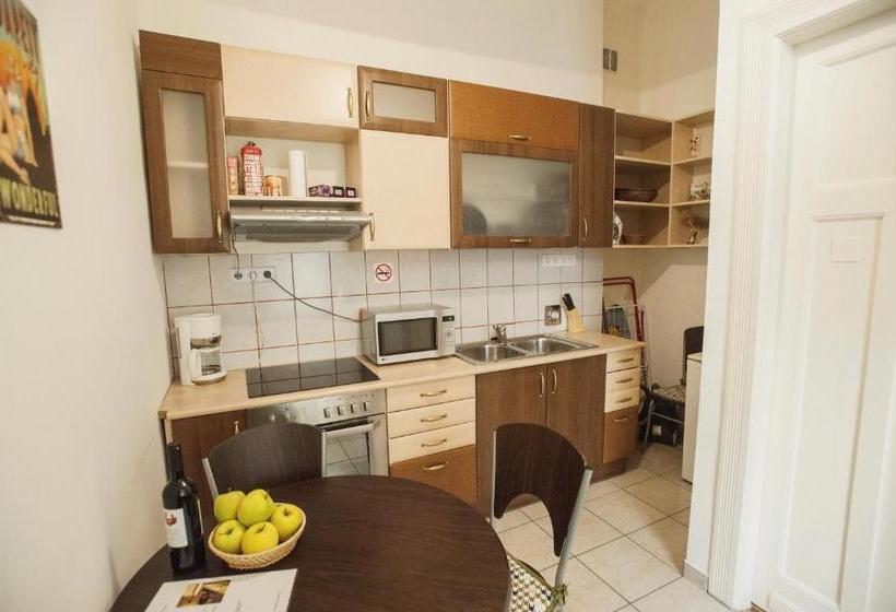 乡村酒店  Piano Apartment