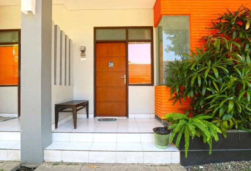 Отель Sayang Residence 2