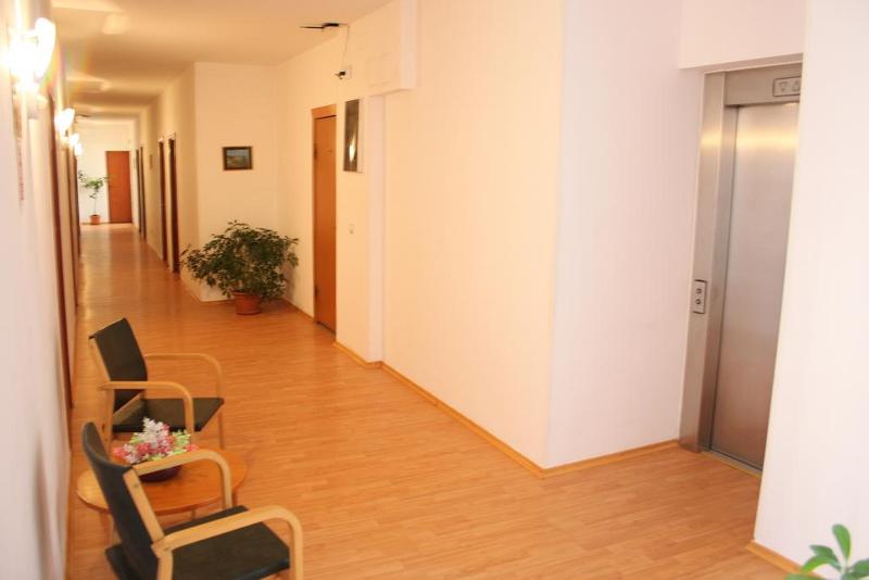 هتل Sir Lujerului