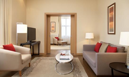 هتل Solis Sochi Suites