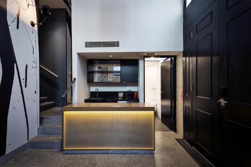 هتل Woolstore 1888, Sydney   Handwritten Collection