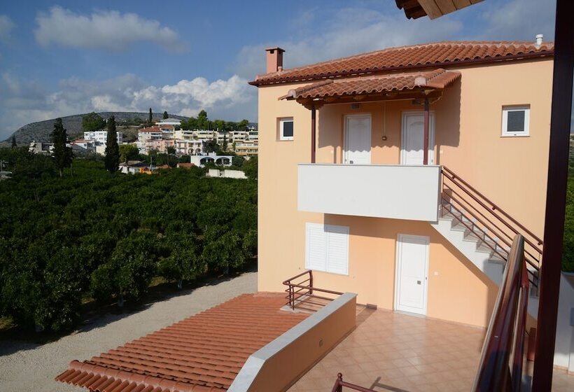 Maria S Filoxenia Suites