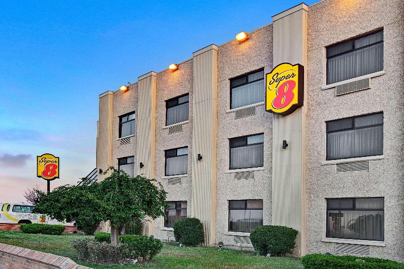 汽车旅馆 Super 8 By Wyndham Jamaica North Conduit