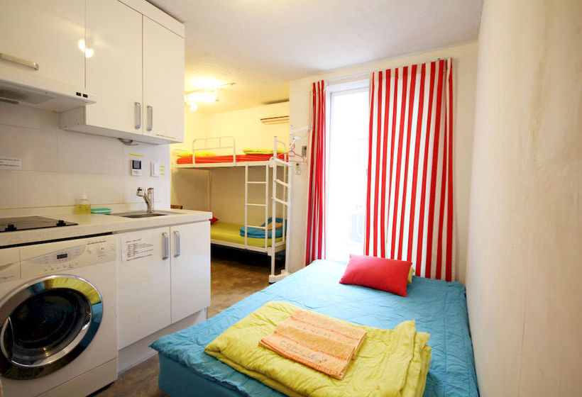 Pencil 5 Seoul Hostel In Korea