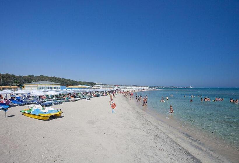 استراحتگاه Gh Campoverde Village