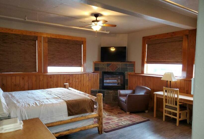 호스텔 Buffalo Lodge Of Bigfork