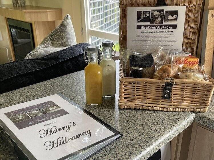 הוסטל The Retreat At The Inn