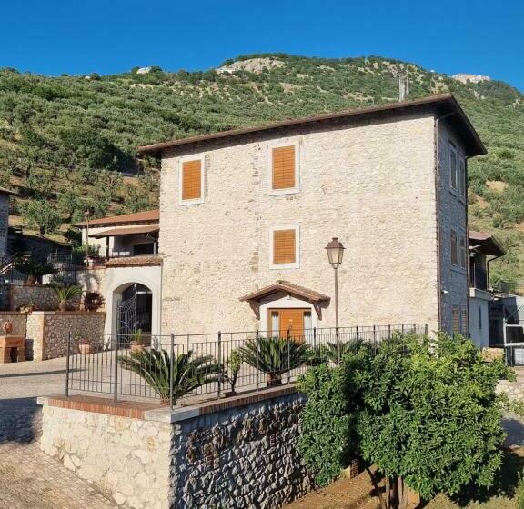 مبيت وإفطار Casale Dei Priori