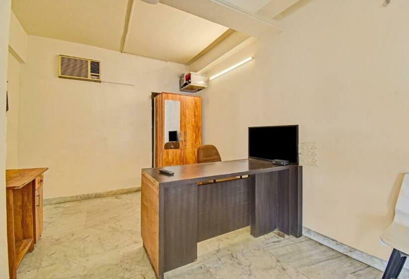 ホテル Collection O 85408 Classic