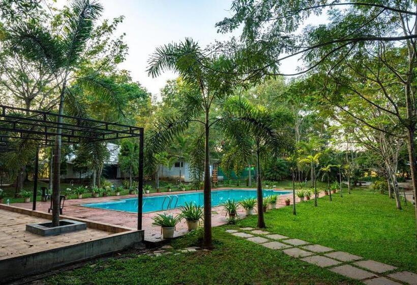 酒店 Dandeli Resorts Inn