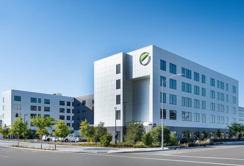 فندق Element San Jose Airport