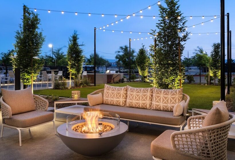 فندق Element San Jose Airport