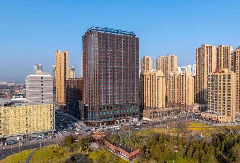 فندق Fairfield By Marriott Baiyin Downtown