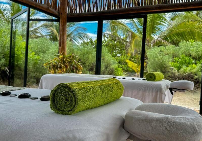 Отель Alito Tulum