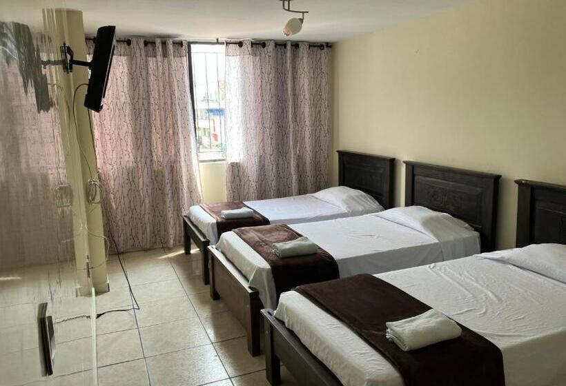 فندق La Posada Central