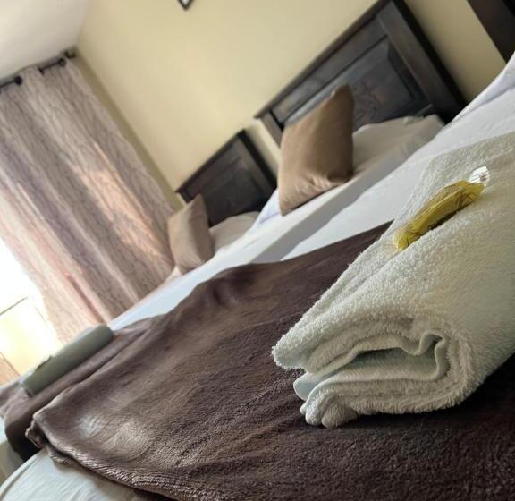 فندق La Posada Central