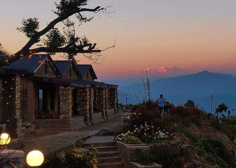 ホテル Meraki Huts