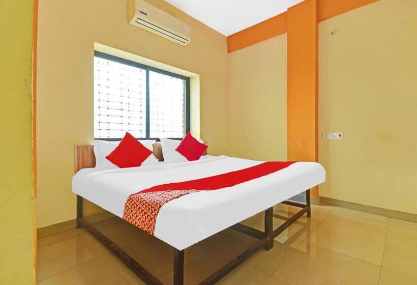 فندق Oyo Flagship 85024 Golden Key