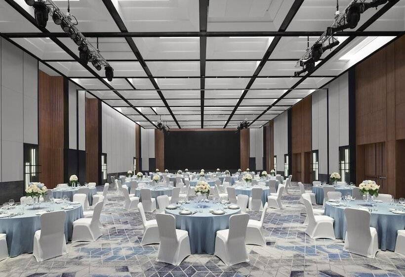 Отель Sheraton Zhaoqing Dinghu