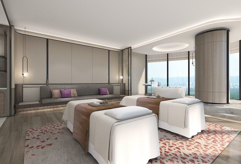 Отель Sheraton Zhaoqing Dinghu