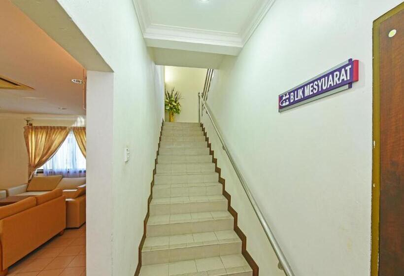 فندق Super Capital O 90434 Marmoris House