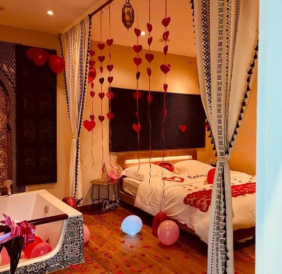 Jacuzzi Love Room
