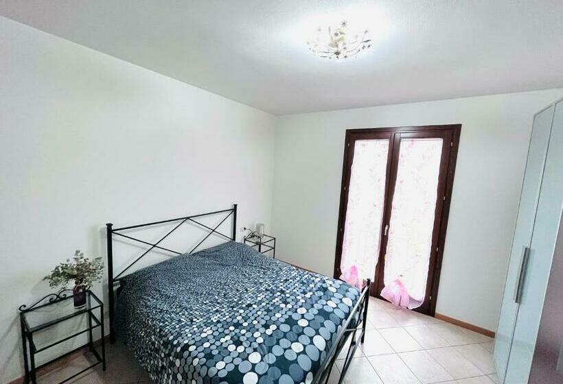 펜션 Locazione Turistica Casa Lalli