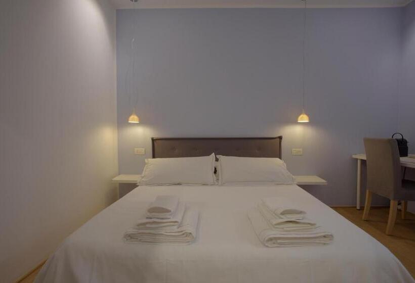 پانسیون Bamboo Milano Sinatra