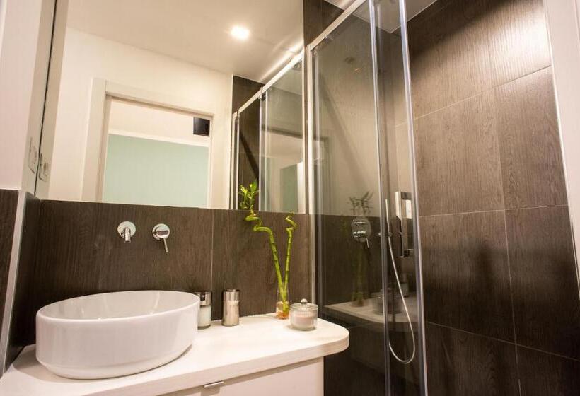 پانسیون Bamboo Milano Sinatra