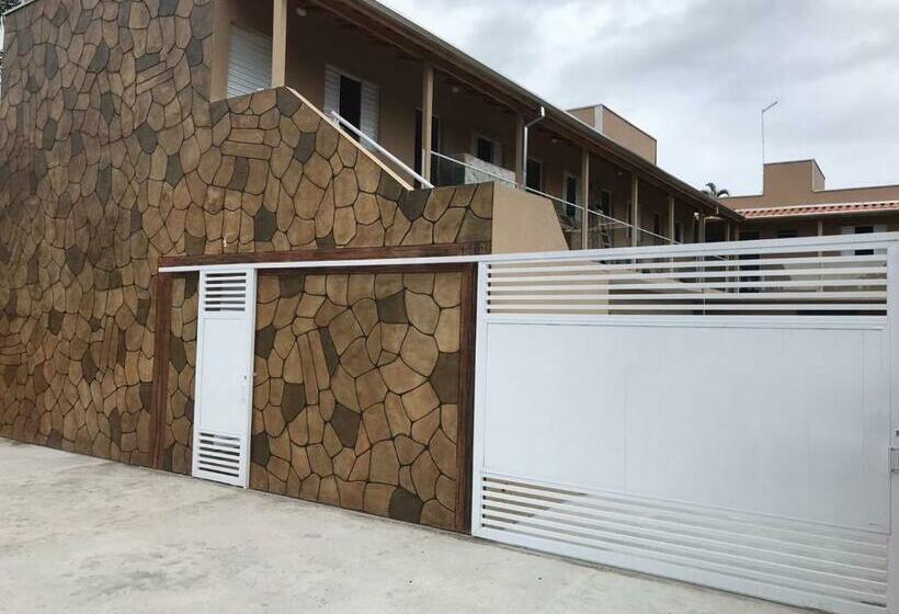 ペンション Residencial Via Mar   Massaguaçu