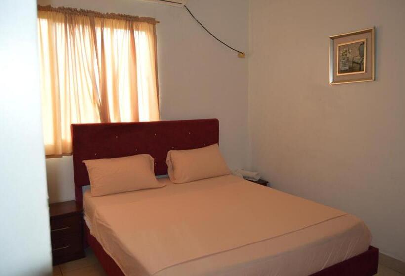 پانسیون Hostal El Naufrago 2