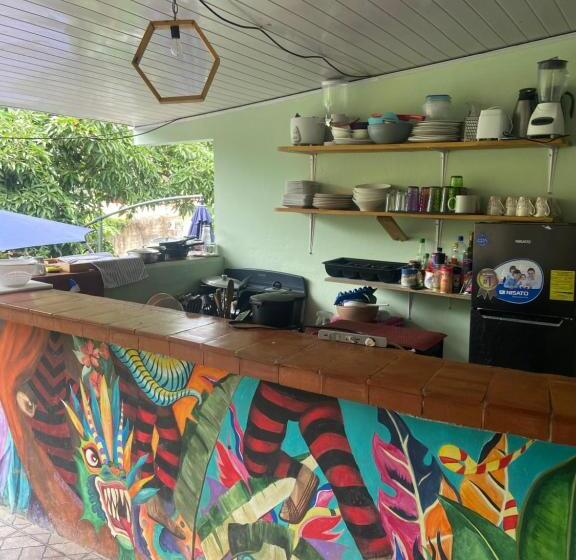 بنسيون Hostel Travelers Chitre