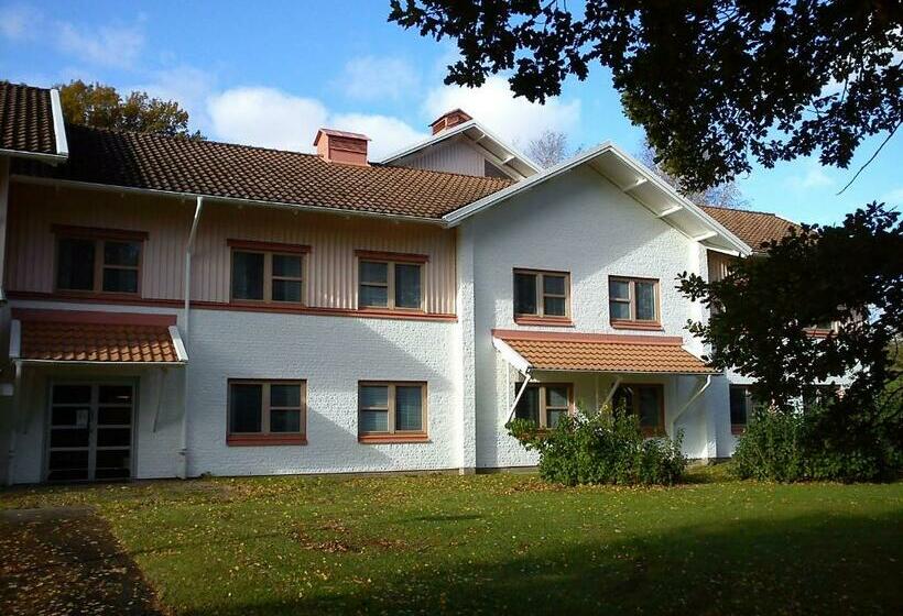 بنسيون Katrinebergs Folkhögskola B&b