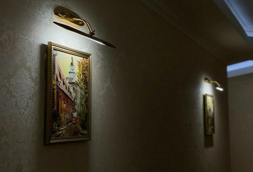 פנסיון Old School Villa