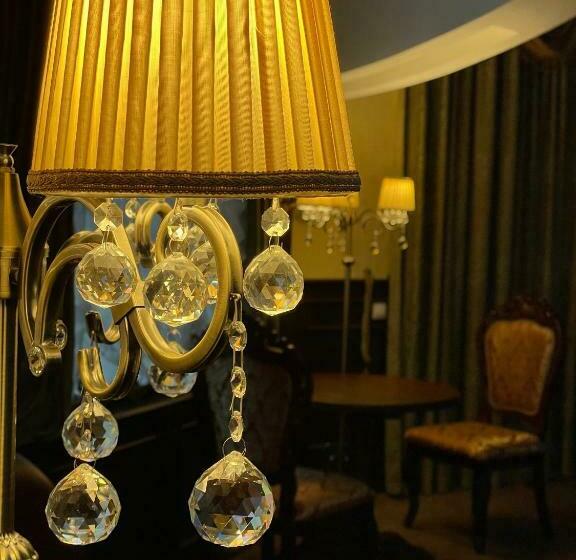 פנסיון Old School Villa