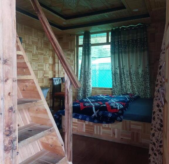 住宿加早餐  Back Wood Stays Cheog