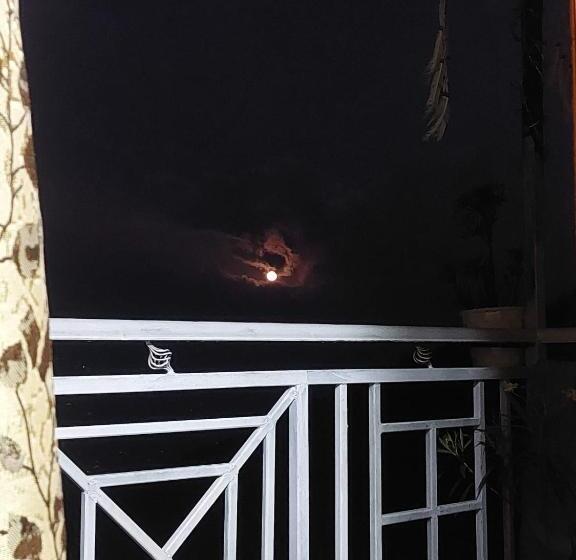 住宿加早餐  Back Wood Stays Cheog