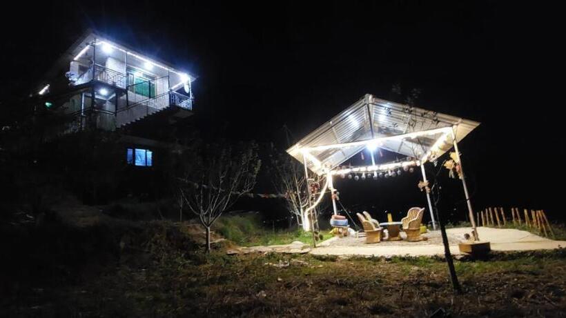 住宿加早餐  Back Wood Stays Cheog