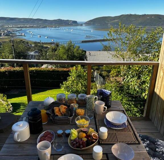 住宿加早餐  De View