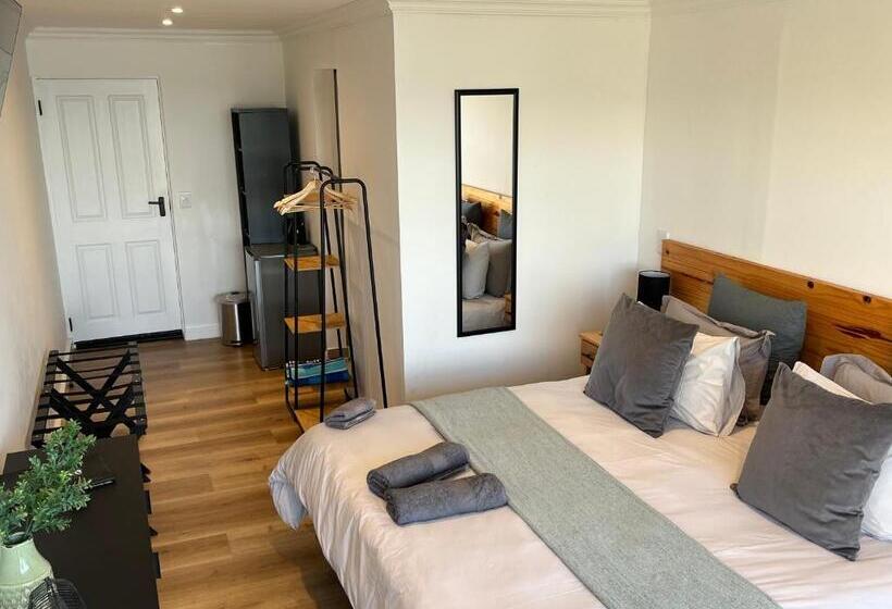 住宿加早餐  De View