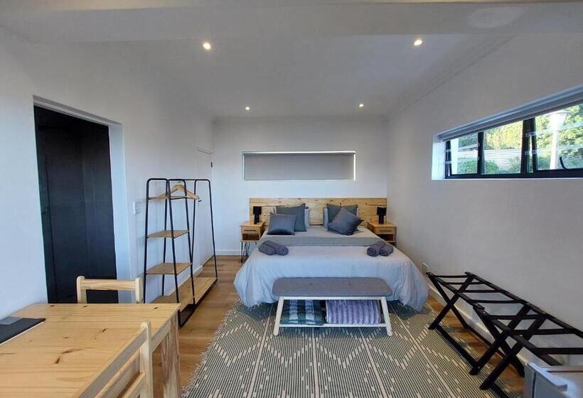 住宿加早餐  De View