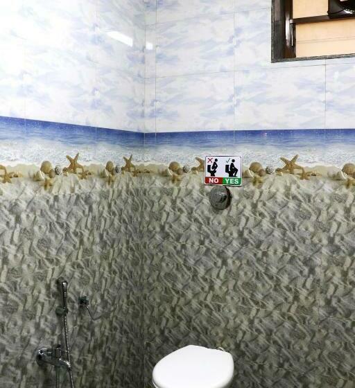 Bed and Breakfast Treebo Majestic Palms, 2 Km From Colva Beach