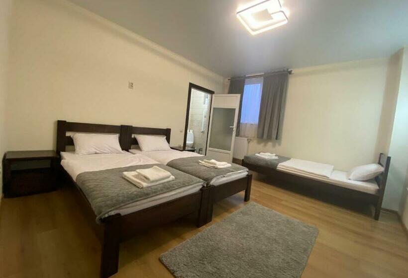 مبيت وإفطار Szaboffcsik