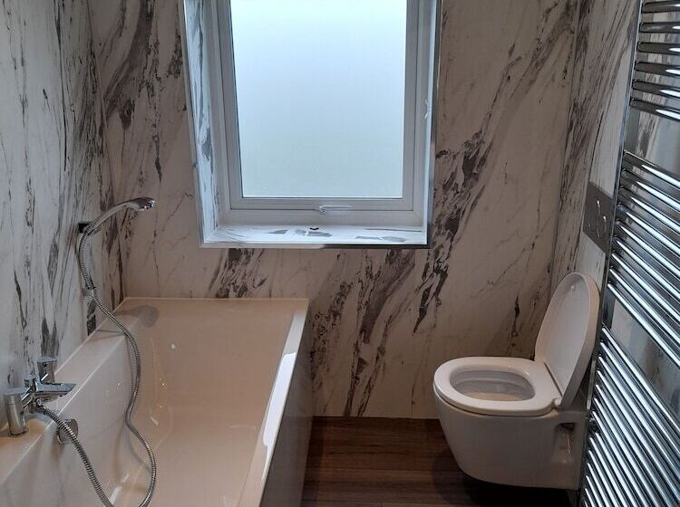 민박 The Boshaw Trout